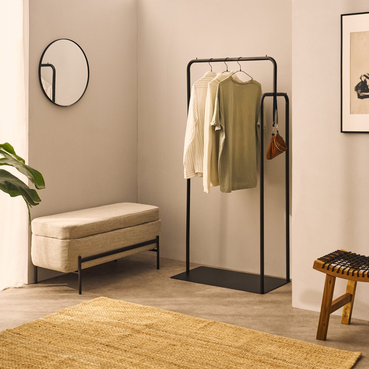 Ruhatartó ÍJ