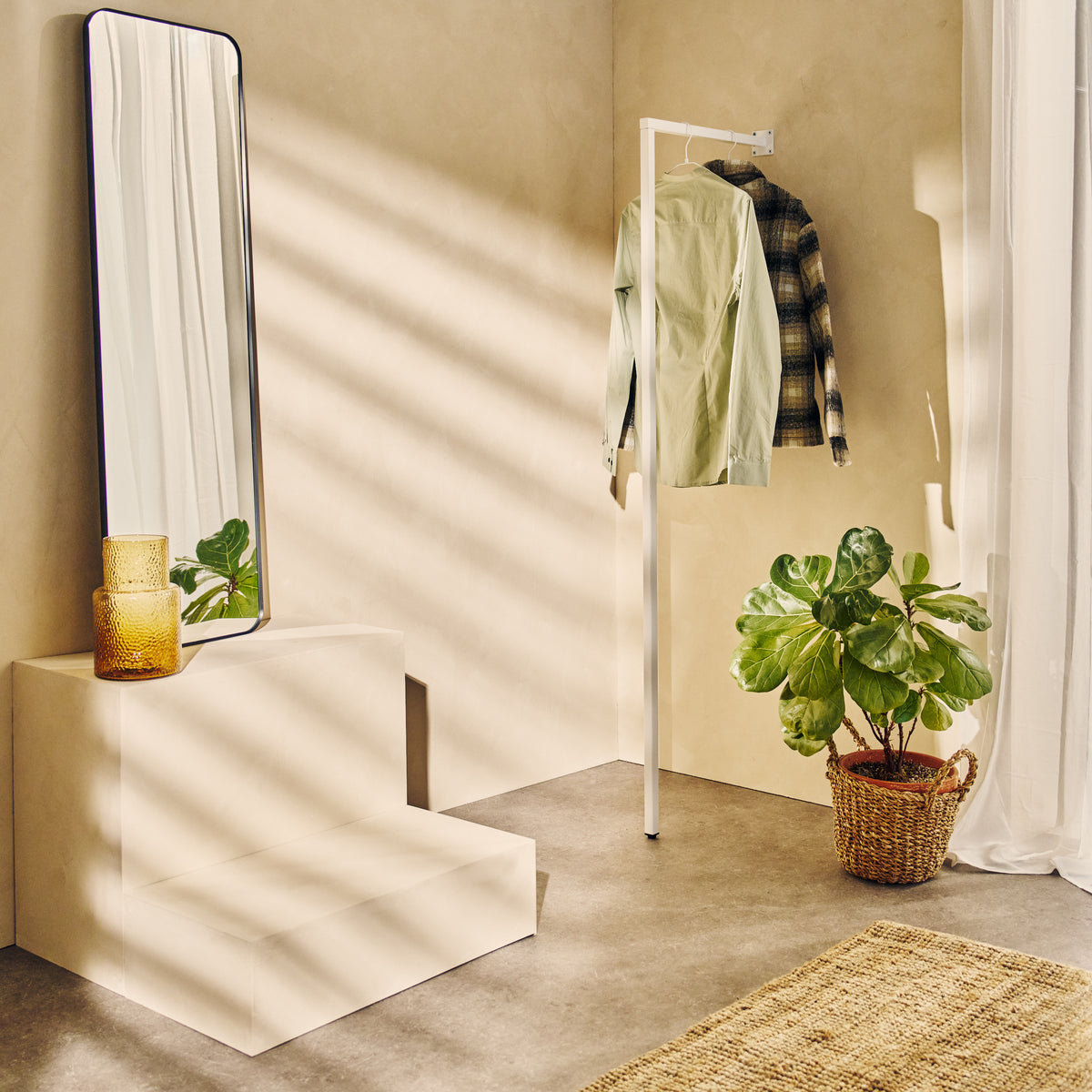 POLE clothes rail
